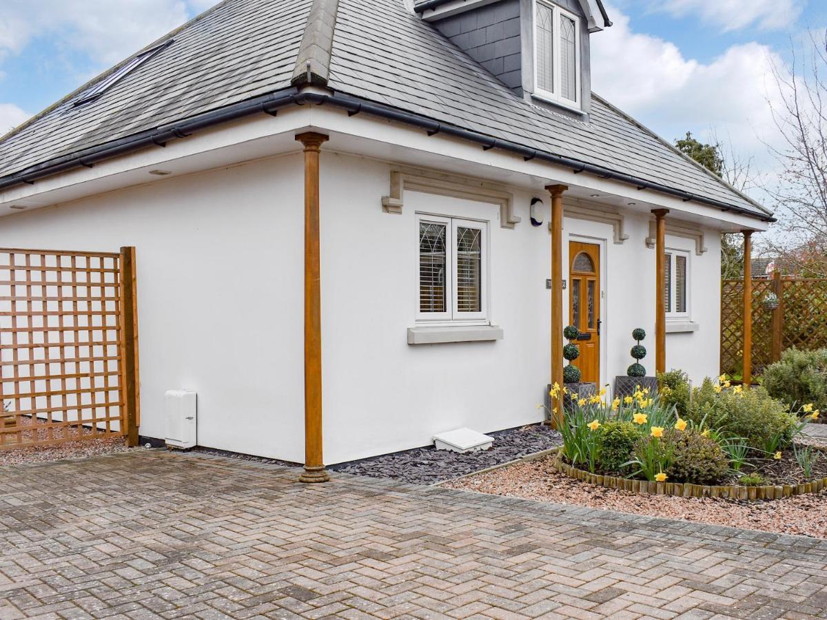 The Lodge Cosham Extérieur photo
